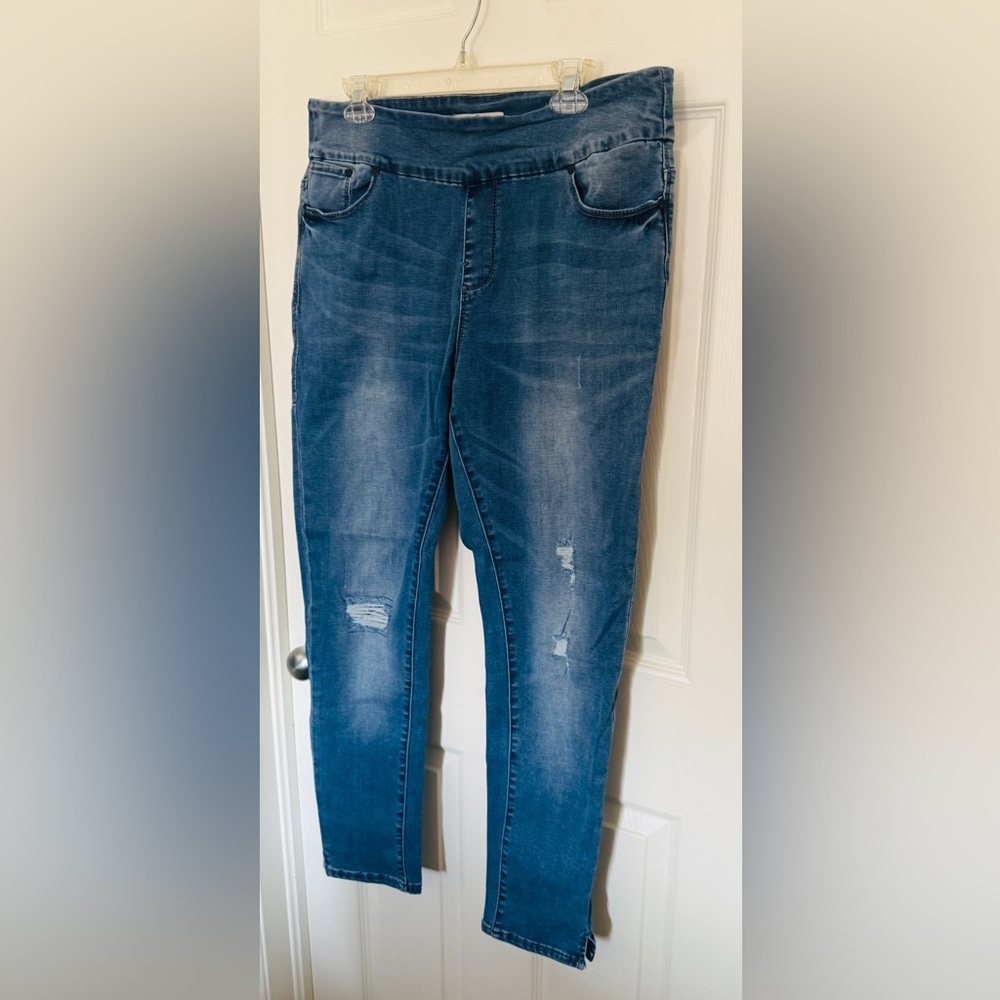 Lola Women's Blue Skinny Jeans